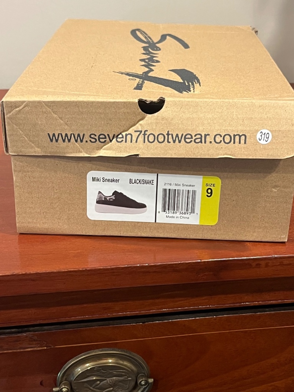 NIB Seven7 Women’s Miki Low-top Platform Sneaker w/ Snakeskin Print 9 - Picture 15 of 15